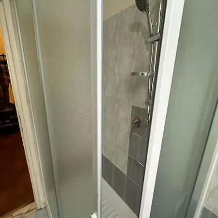 Comfortable In A Pet-friendly Apartamento Florença